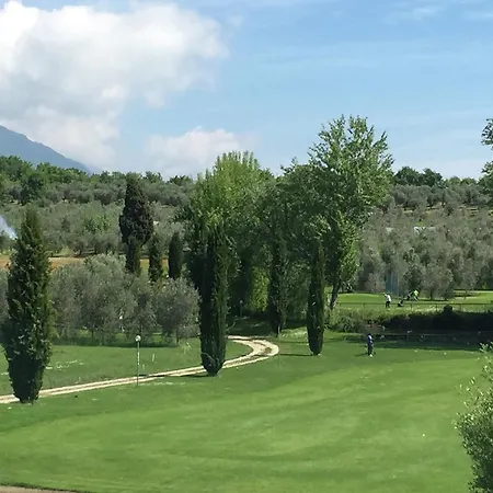 Belvilla By Oyo Golf B * Salò
